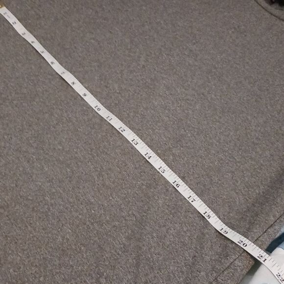 MOD Lusive Gray Crew Neck Long Sleeve Top High-Low Super Soft Tee Size L - Picture 9 of 10